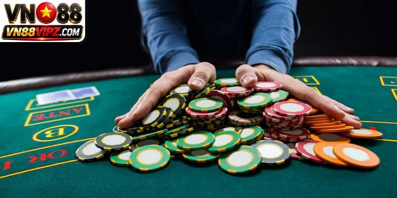 All In Trong Poker Là Gì? Cẩm Nang Toàn Diện Cho Bài Thủ 1 All in trong Poker là gì là hành động game thủ cược tất cả vốn vào 1 ván
