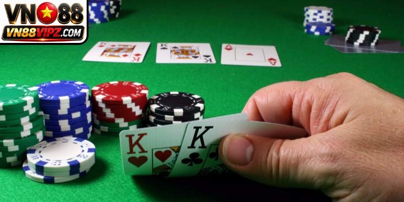 All In Trong Poker Là Gì? Cẩm Nang Toàn Diện Cho Bài Thủ 4 Thời điểm lý tưởng nhất để gọi lệnh All in trong Poker thắng lớn